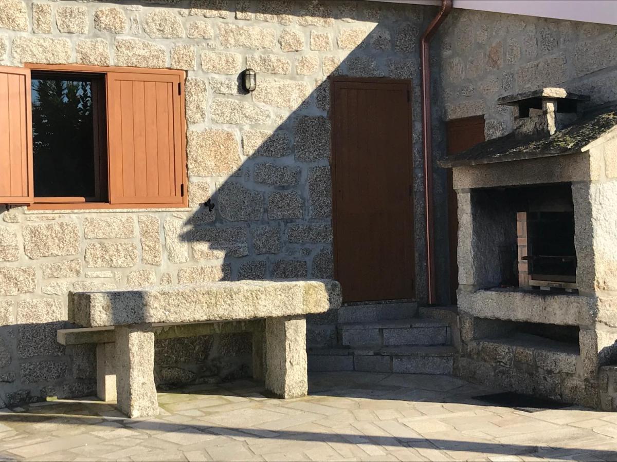 Casa Da Lage - T1 Com Piscina Privada - Geres 吉尔斯 外观 照片