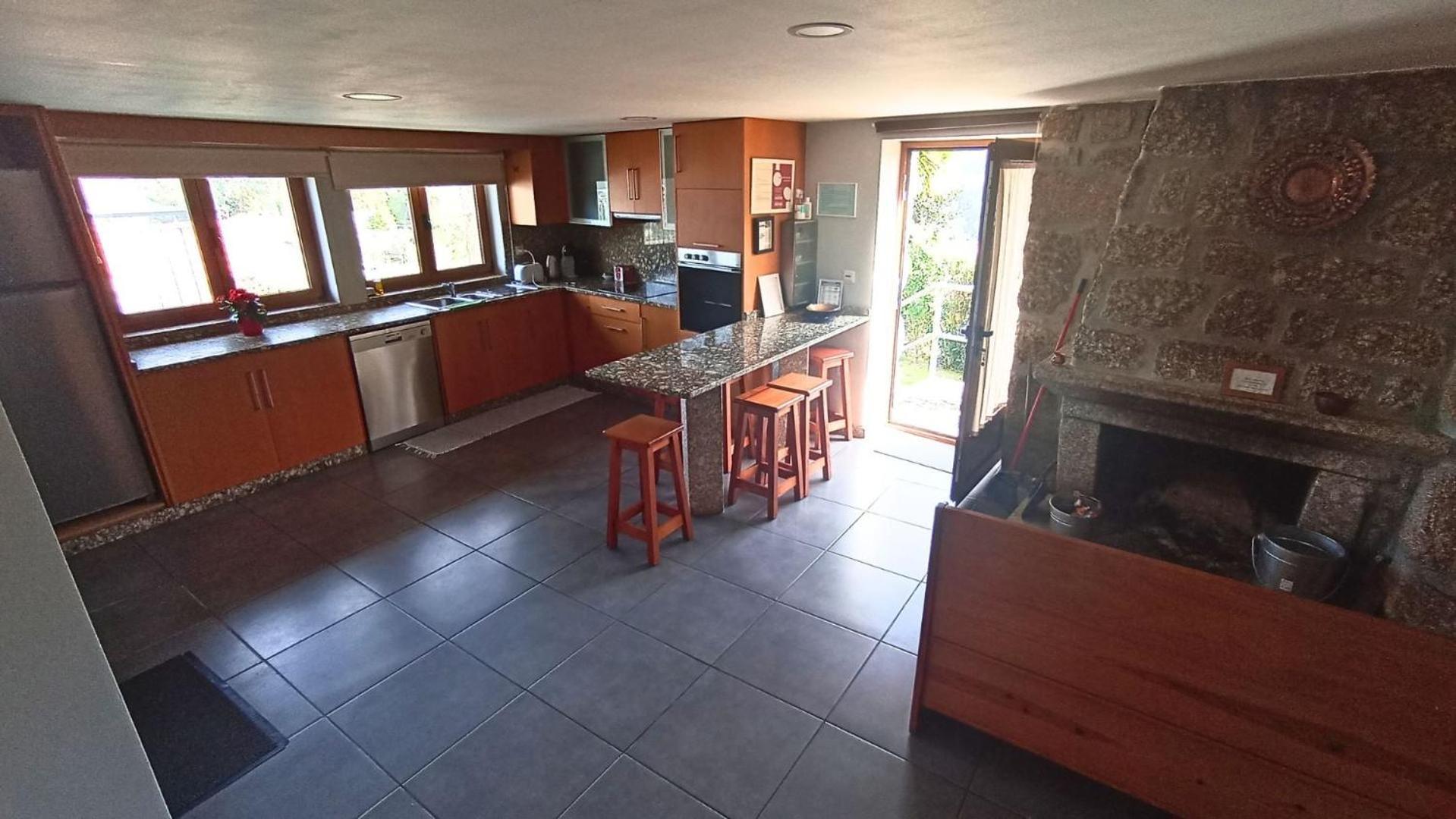 Casa Da Lage - T1 Com Piscina Privada - Geres 吉尔斯 外观 照片